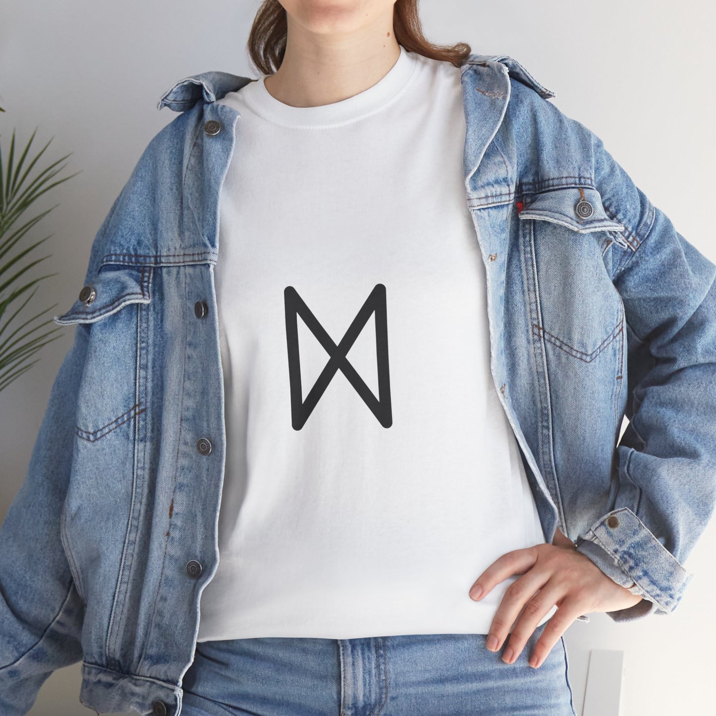 Dagaz Rune T-Shirt – Embrace the Light of Transformation